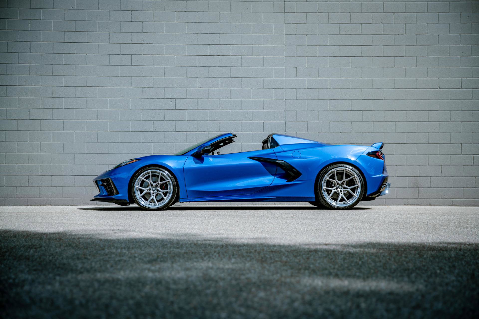 Used 2021 Chevrolet Corvette Stingray Premium Conv w/ Z51 Performance Package image 21