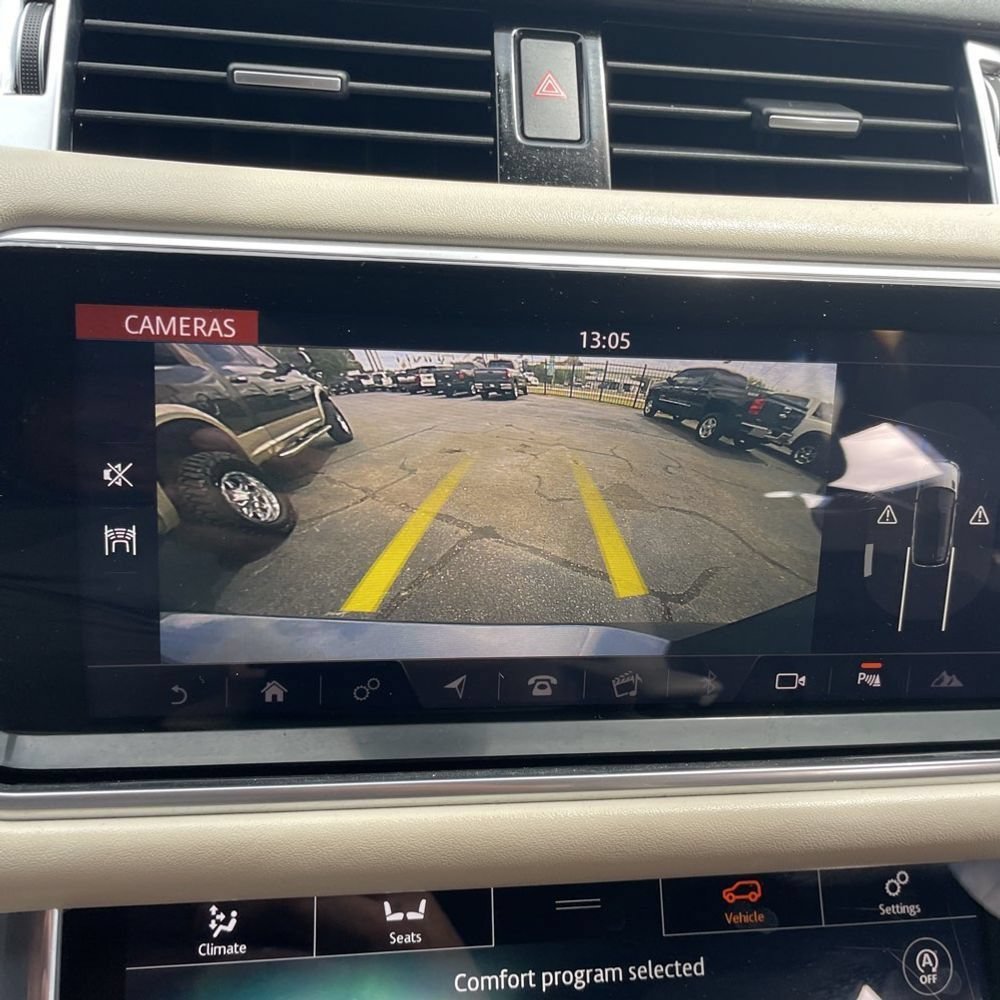 Used 2019 Land Rover Range Rover Sport HSE Dynamic AWD/4WD image 13