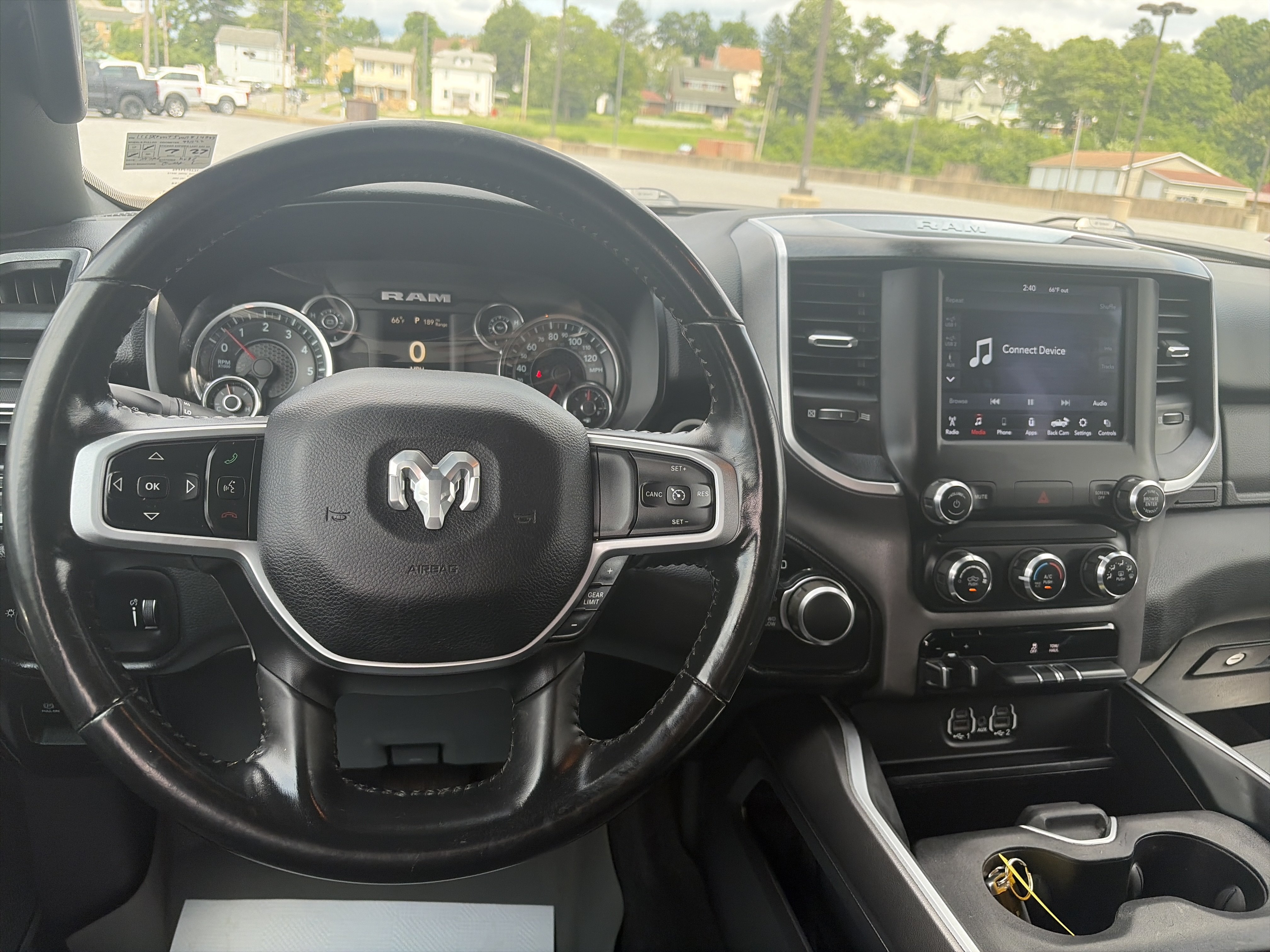 Used 2021 RAM 1500 Big Horn AWD/4WD image 7
