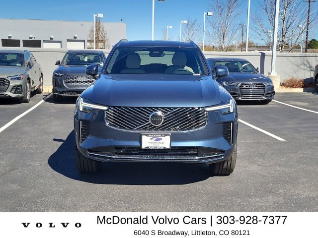 Used 2026 Volvo XC90 B6 Plus w/ Protection Package Premier AWD/4WD image 3