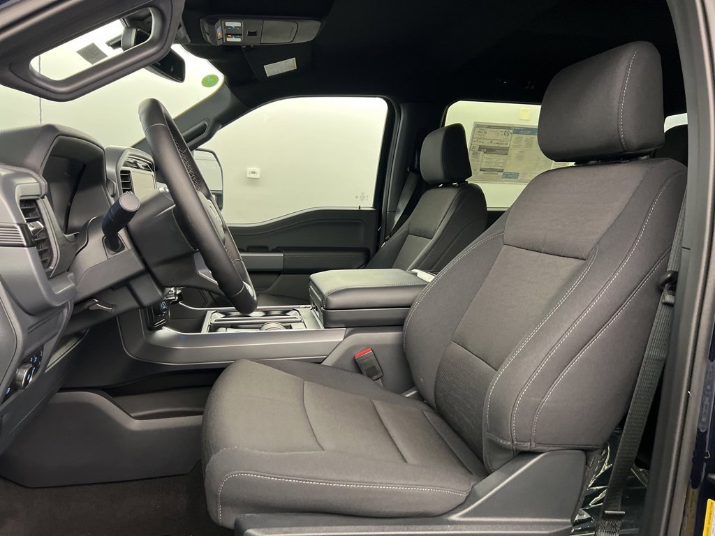 New 2025 Ford F150 XLT w/ Equipment Group 302A MID image 28