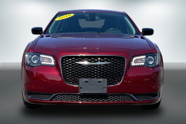 Used 2019 Chrysler 300 Touring w/ Sport Appearance Package AWD/4WD image 2