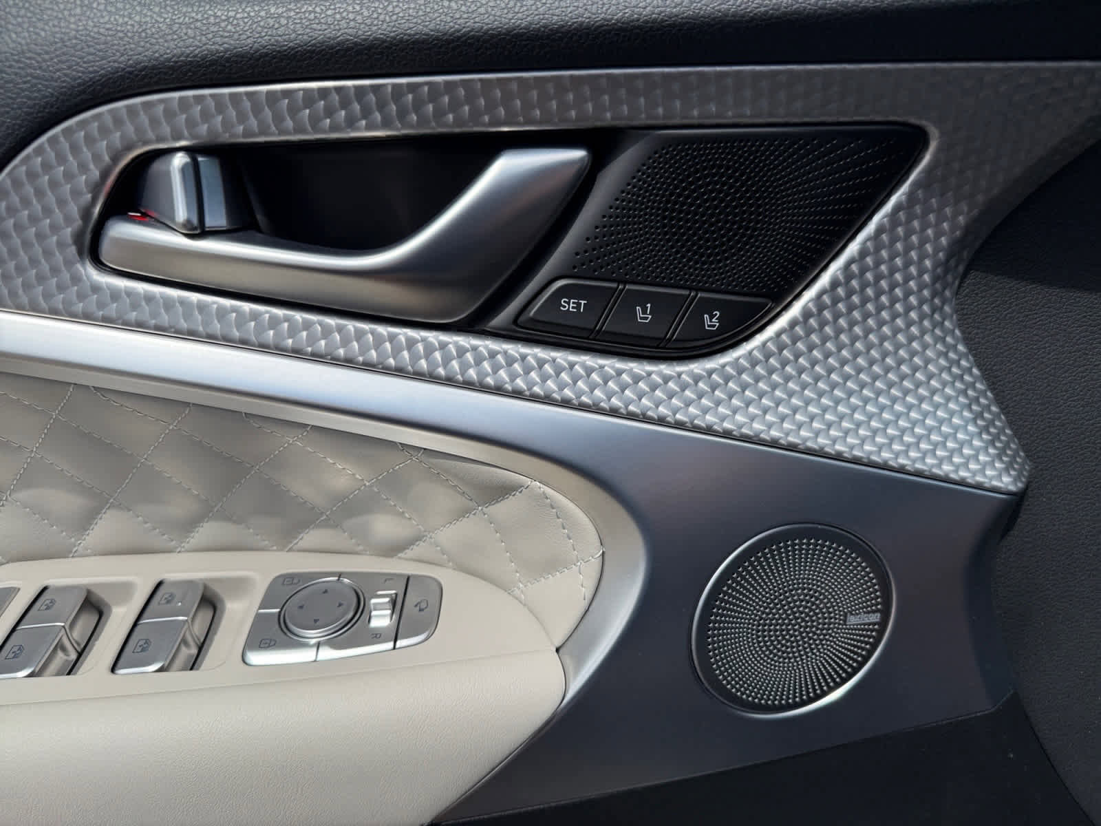 Used 2022 Genesis G70 3.3T w/ Sport Prestige Package image 28