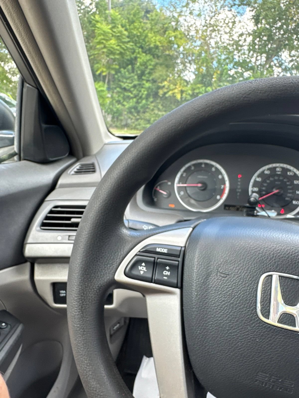 Used 2009 Honda Accord LX-P image 23