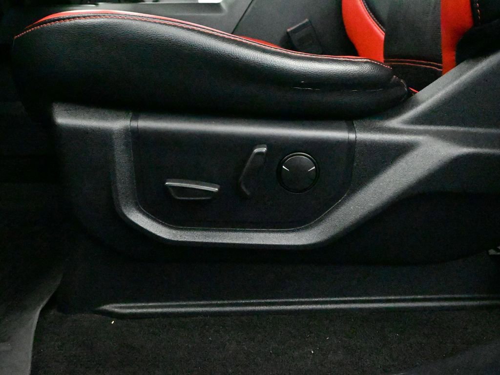 Used 2019 Ford F150 Lariat w/ Equipment Group 502A Luxury image 24