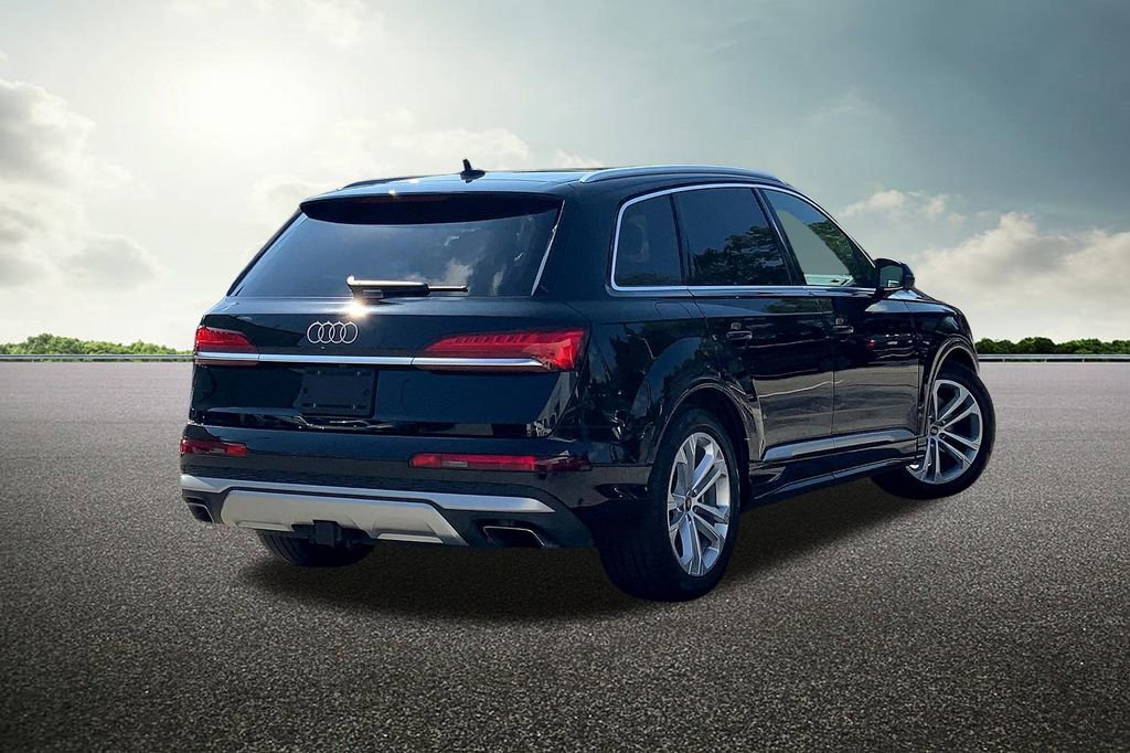 Certified 2025 Audi Q7 3.0T Prestige w/ Prestige Package image 13
