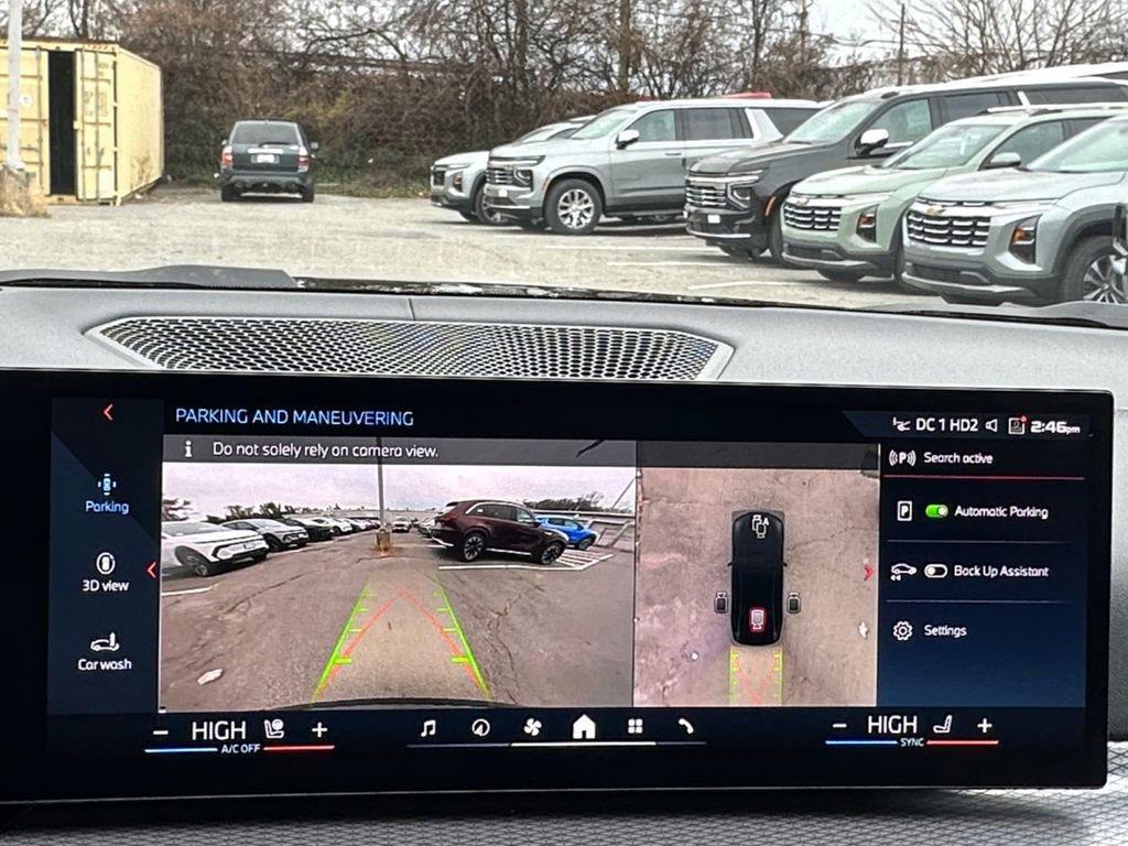 Used 2025 BMW i4 M50 w/ Premium Package image 16