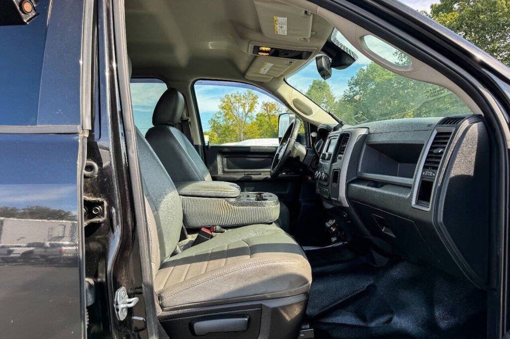 Used 2016 RAM 5500 Tradesman w/ Max Tow Package AWD/4WD image 9