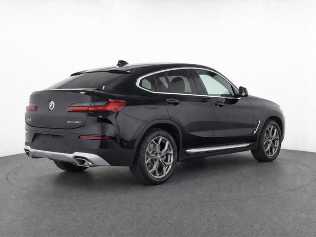 Used 2024 BMW X4 xDrive30i AWD/4WD image 6