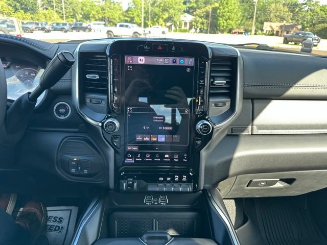 New 2026 RAM 3500 Laramie AWD/4WD image 14