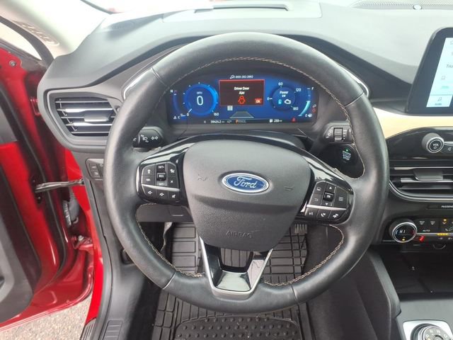 Certified 2021 Ford Escape Titanium w/ Titanium Elite Package image 19