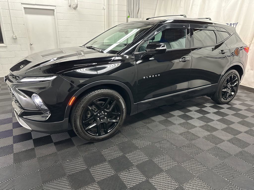 Used 2024 Chevrolet Blazer Premier w/ Enhanced Convenience Package image 5