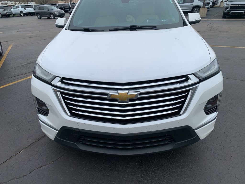Used 2023 Chevrolet Traverse Premier FWD image 8