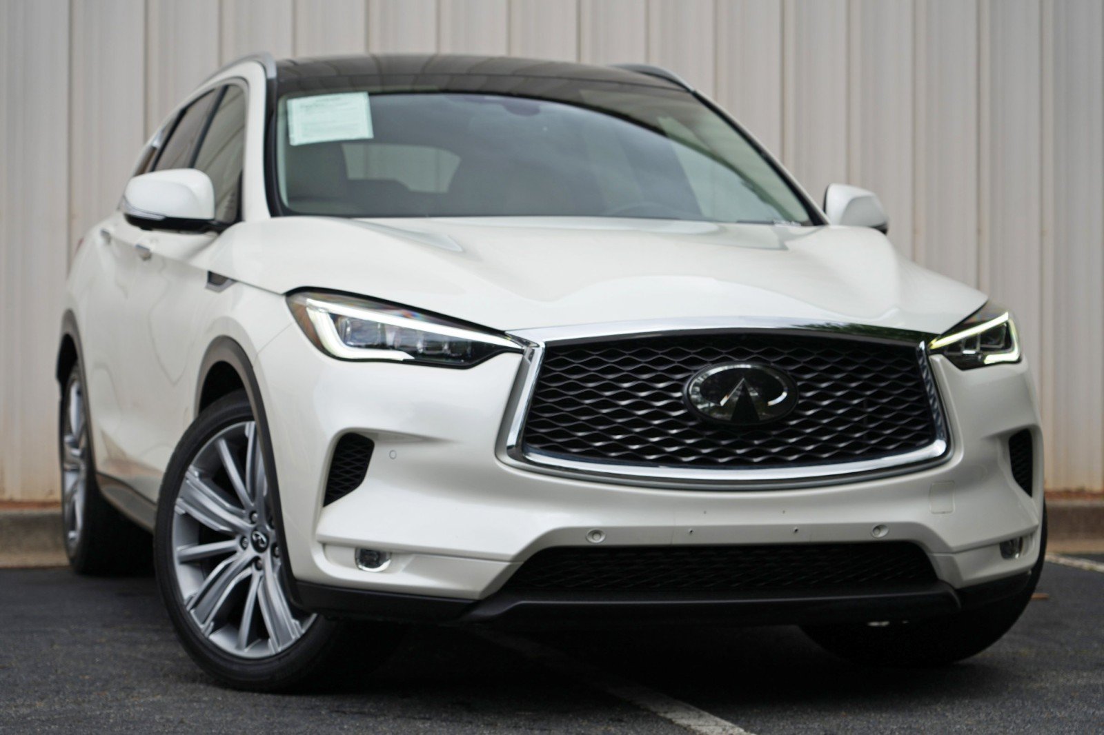 Used 2021 INFINITI QX50 Sensory FWD image 2