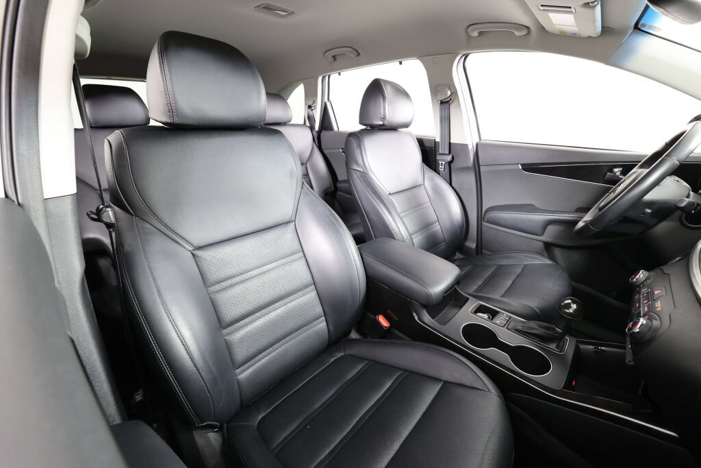 Used 2018 Kia Sorento EX AWD/4WD image 25