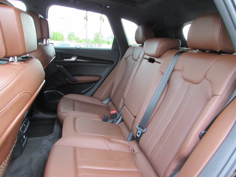 Used 2019 Audi Q5 2.0T Premium Plus w/ Premium Plus Package AWD/4WD image 22