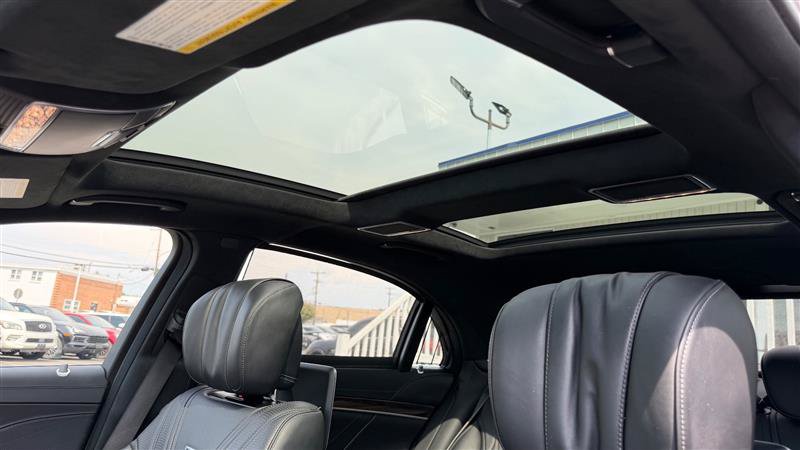 Used 2018 Mercedes-Benz S 63 AMG S 4MATIC Sedan image 32