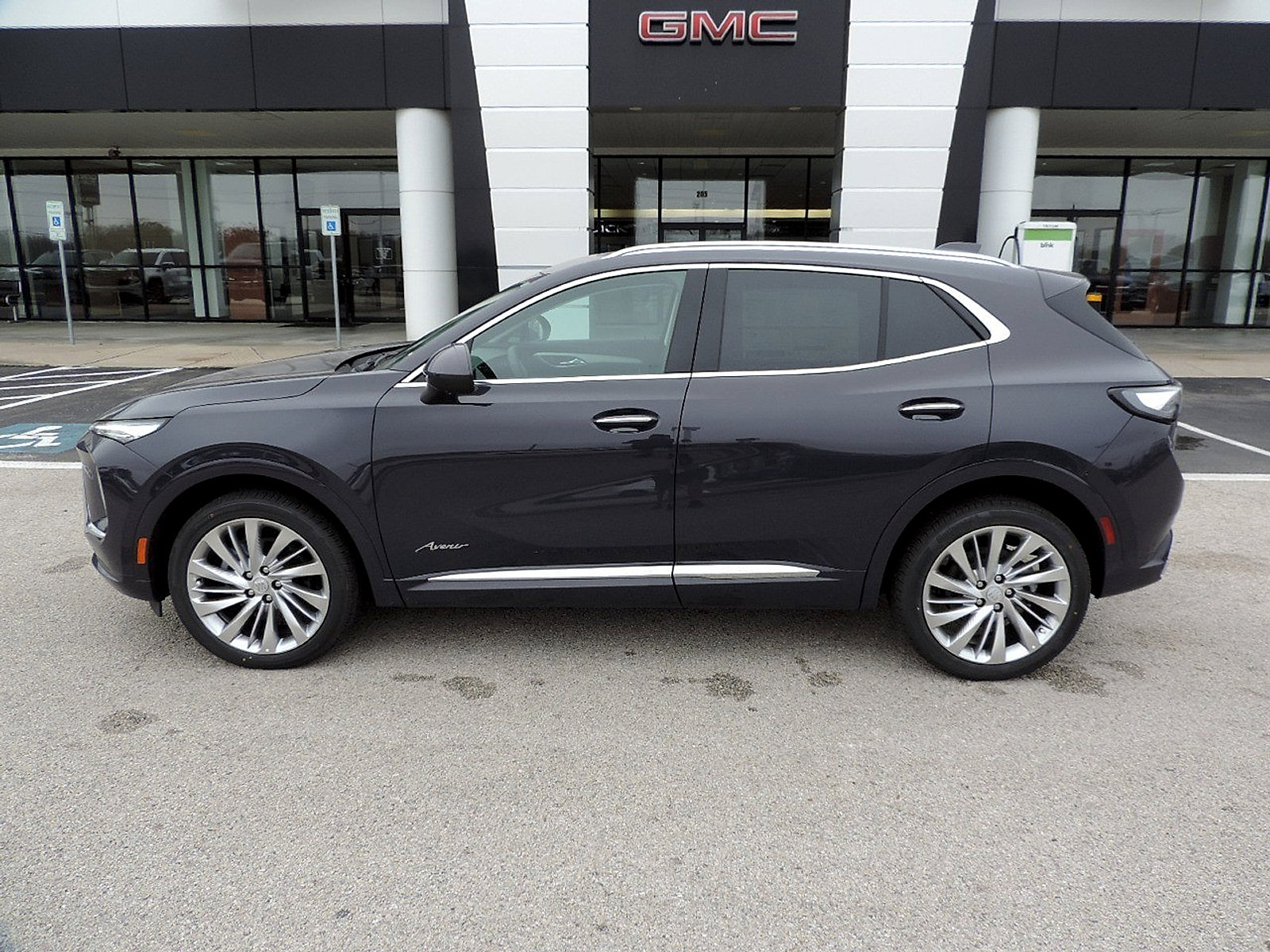 New 2026 Buick Envision Avenir AWD/4WD image 8
