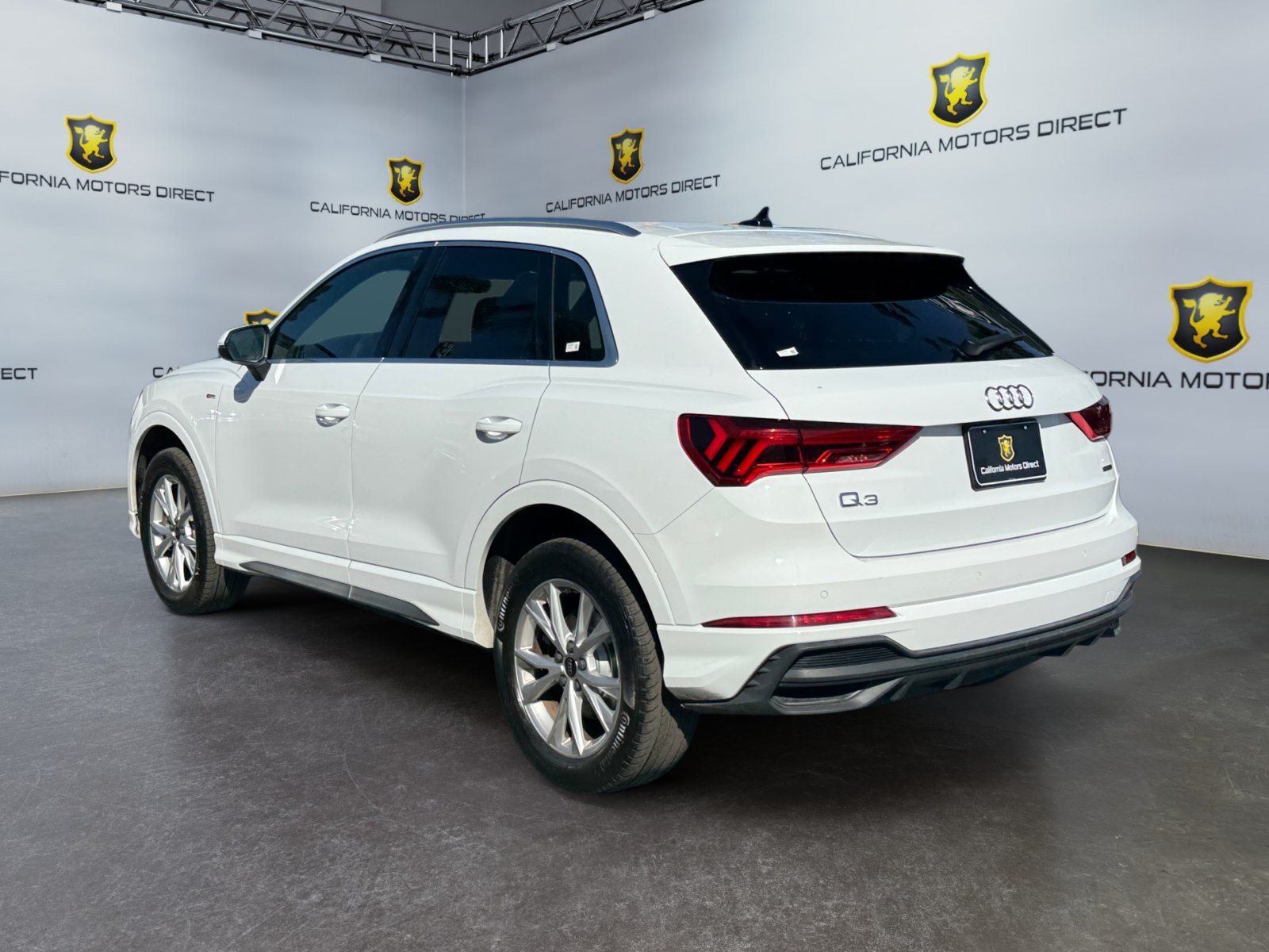 Used 2025 Audi Q3 2.0T Premium AWD/4WD image 3