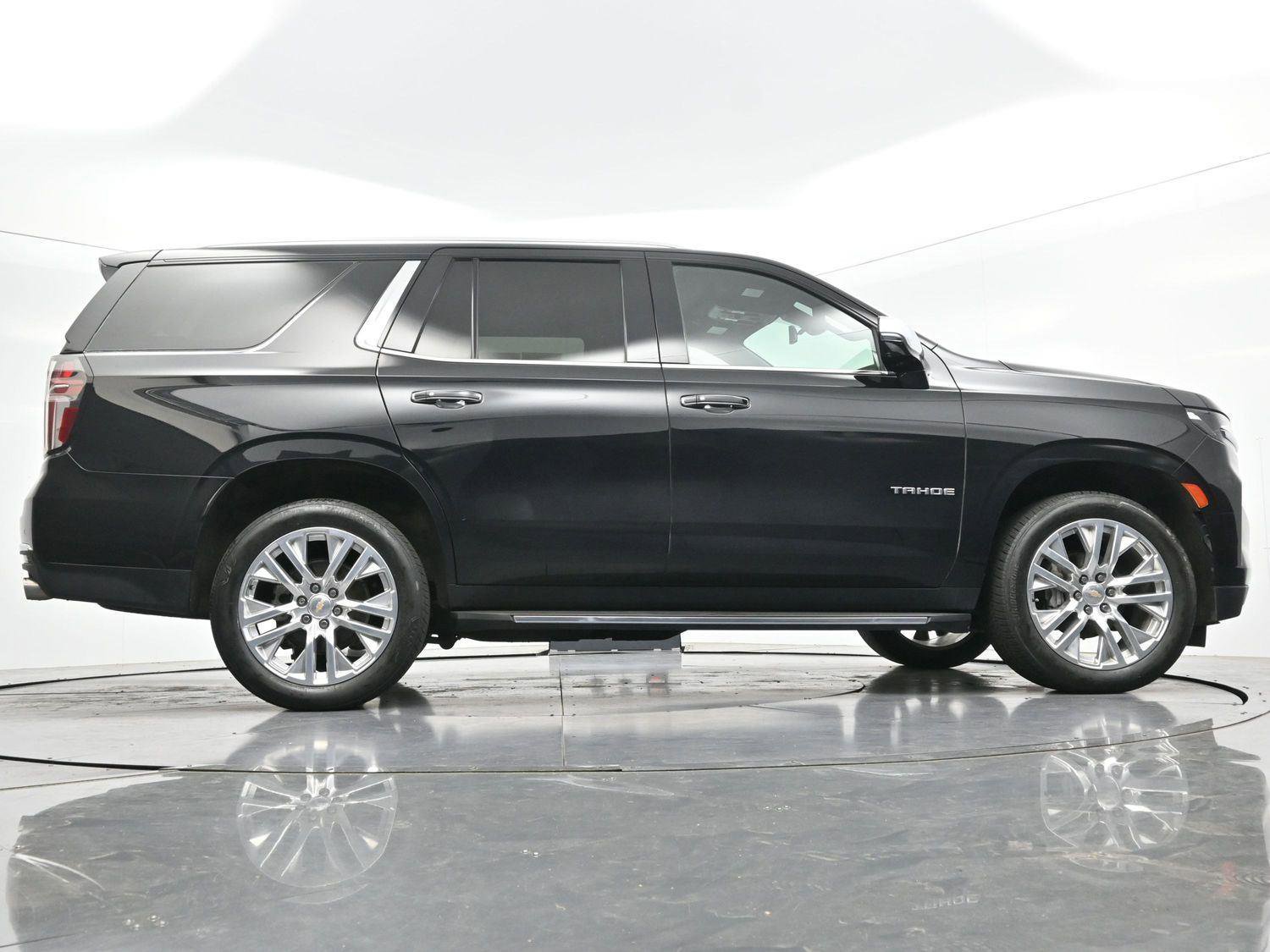 Used 2021 Chevrolet Tahoe Premier w/ Premium Package AWD/4WD image 60