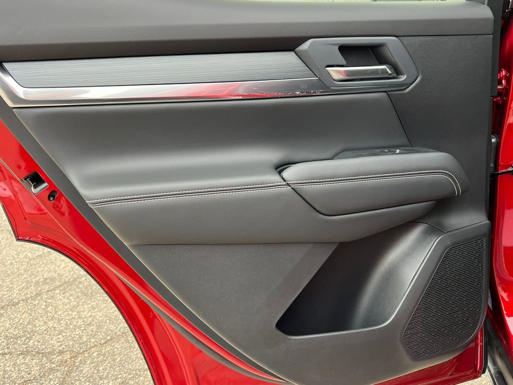 New 2026 GMC Terrain Elevation image 29