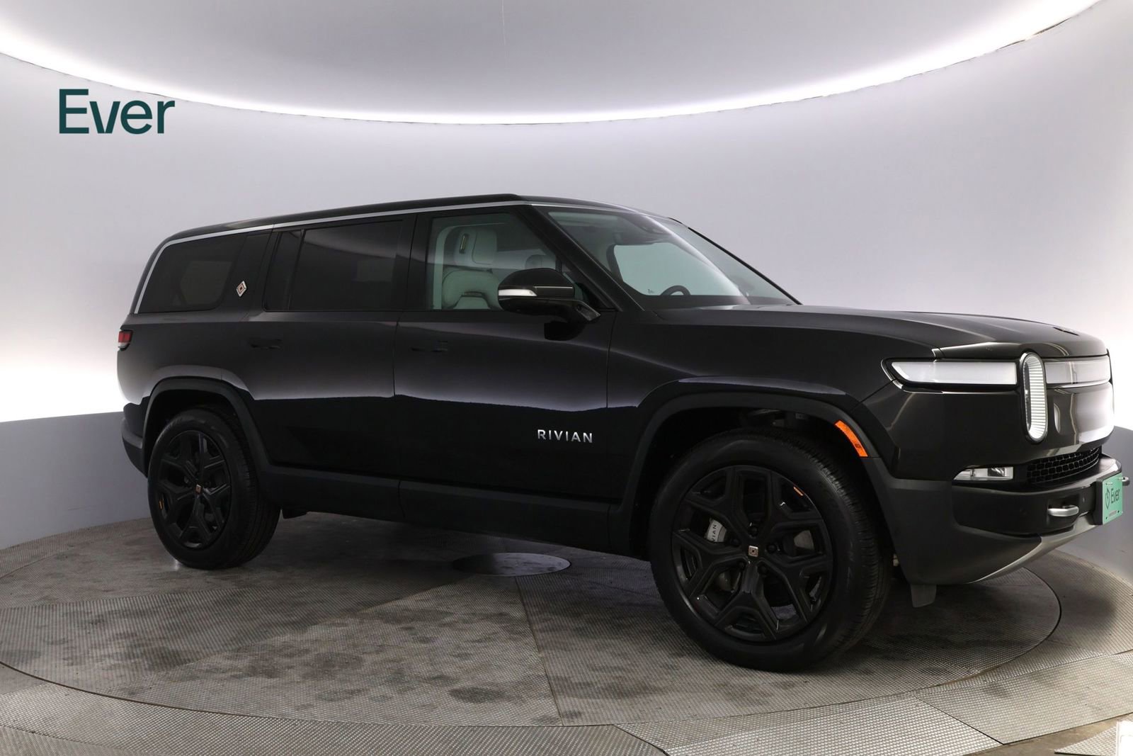 Used 2024 Rivian R1S Adventure AWD/4WD image 14