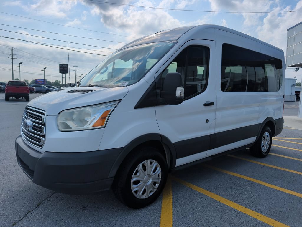 Used 2015 Ford Transit 150 XLT RWD image 3