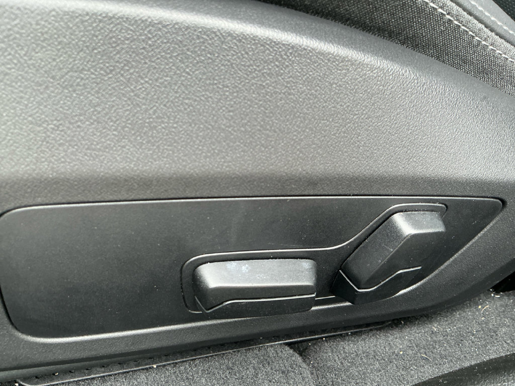 Used 2026 BMW 228i FWD image 25