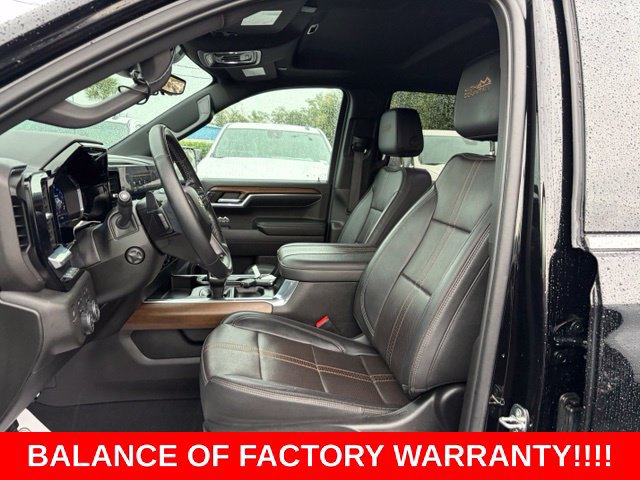 Used 2023 Chevrolet Silverado 1500 High Country w/ Technology Package AWD/4WD image 13
