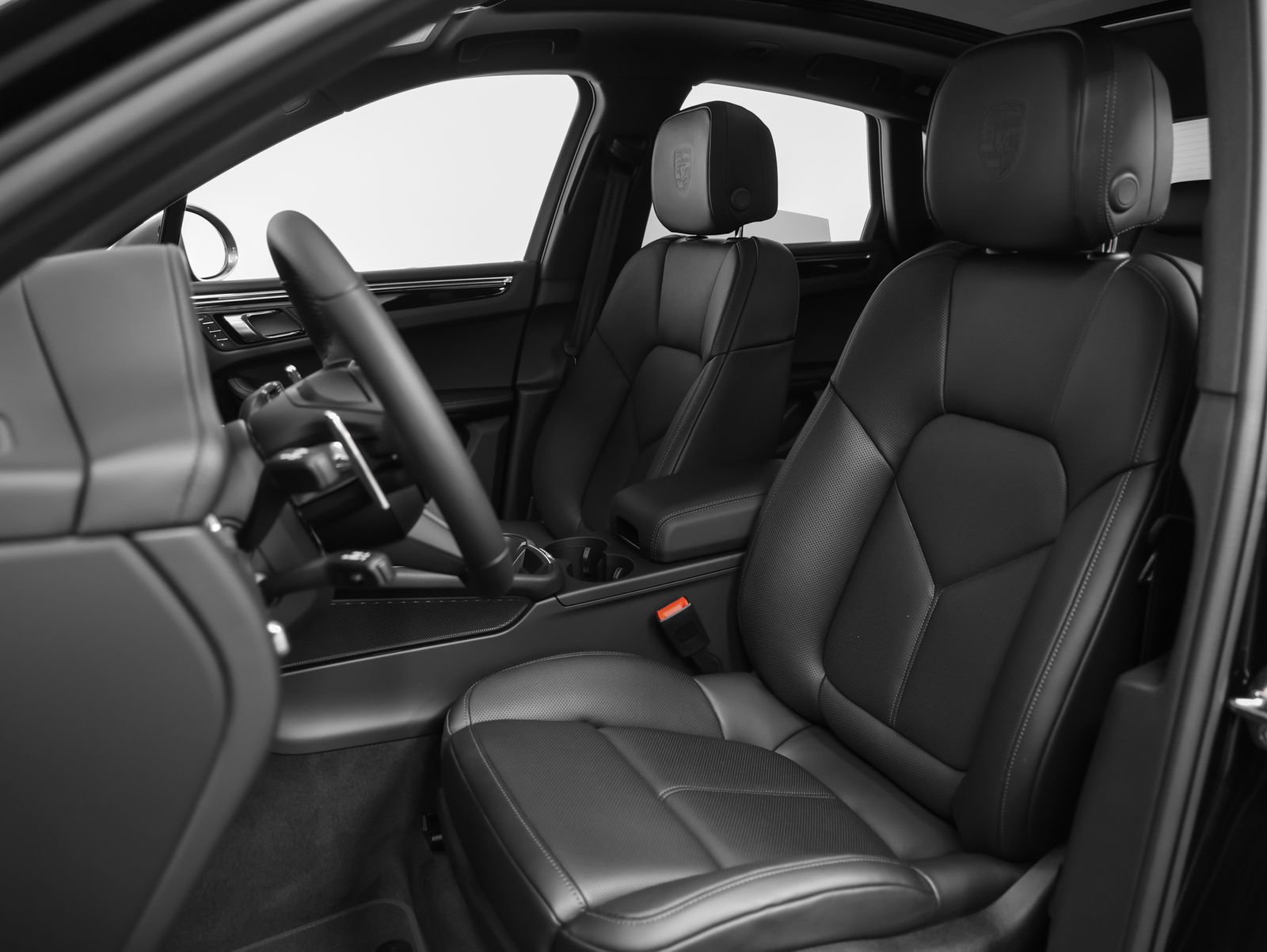 New 2026 Porsche Macan Turbo AWD/4WD image 49