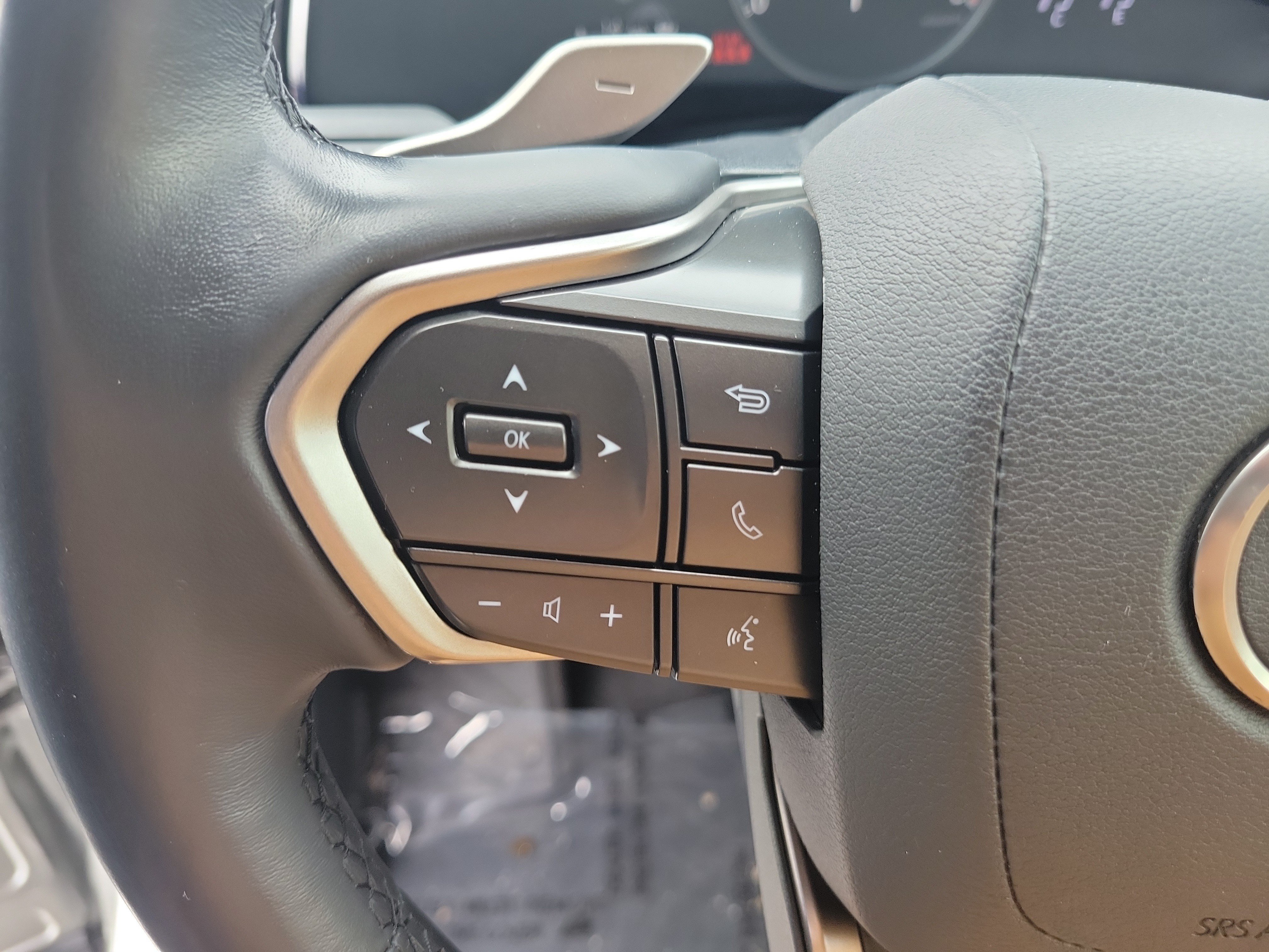 Used 2024 Lexus NX 250 FWD w/ Towing Package (2000 Lbs) image 25
