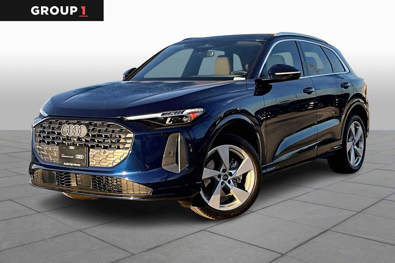 Certified 2025 Audi Q5 Premium Plus w/ Premium Plus image 1