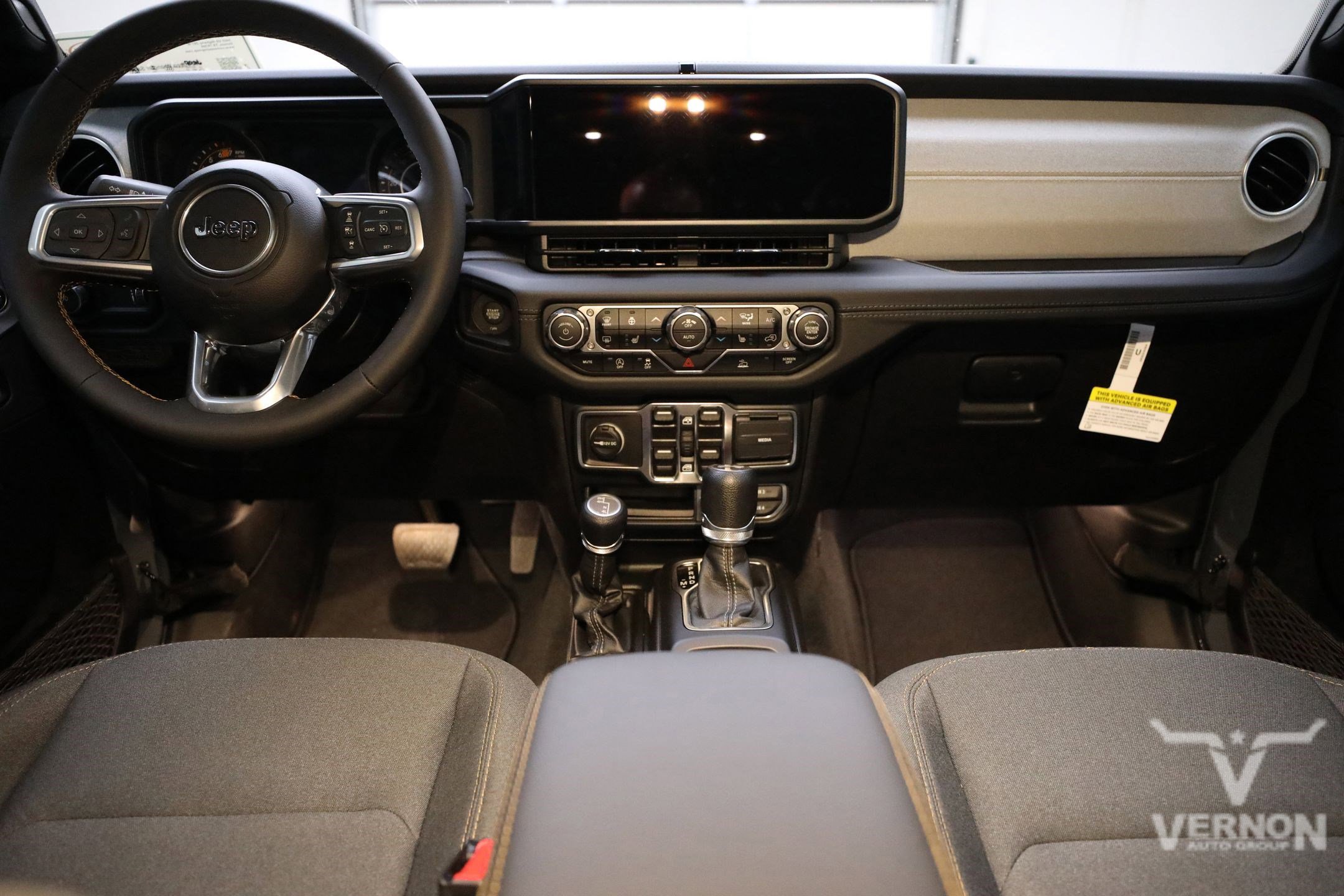 New 2024 Jeep Wrangler Sahara w/ Technology Group image 23