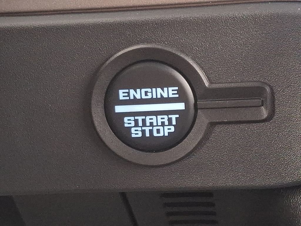 New 2025 Ford Bronco Outer Banks image 11