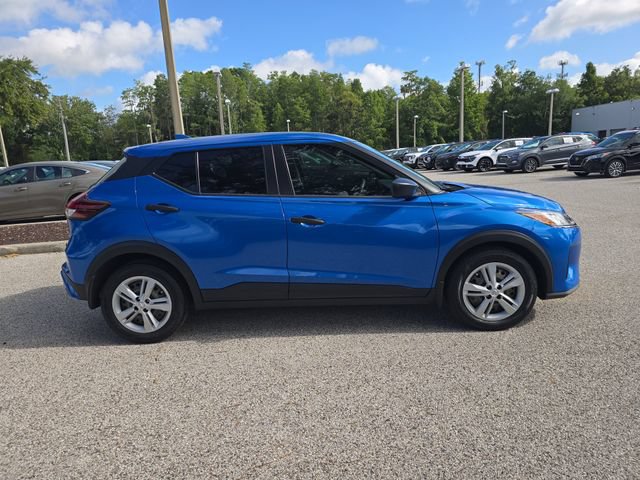 Certified 2021 Nissan Kicks S FWD image 9