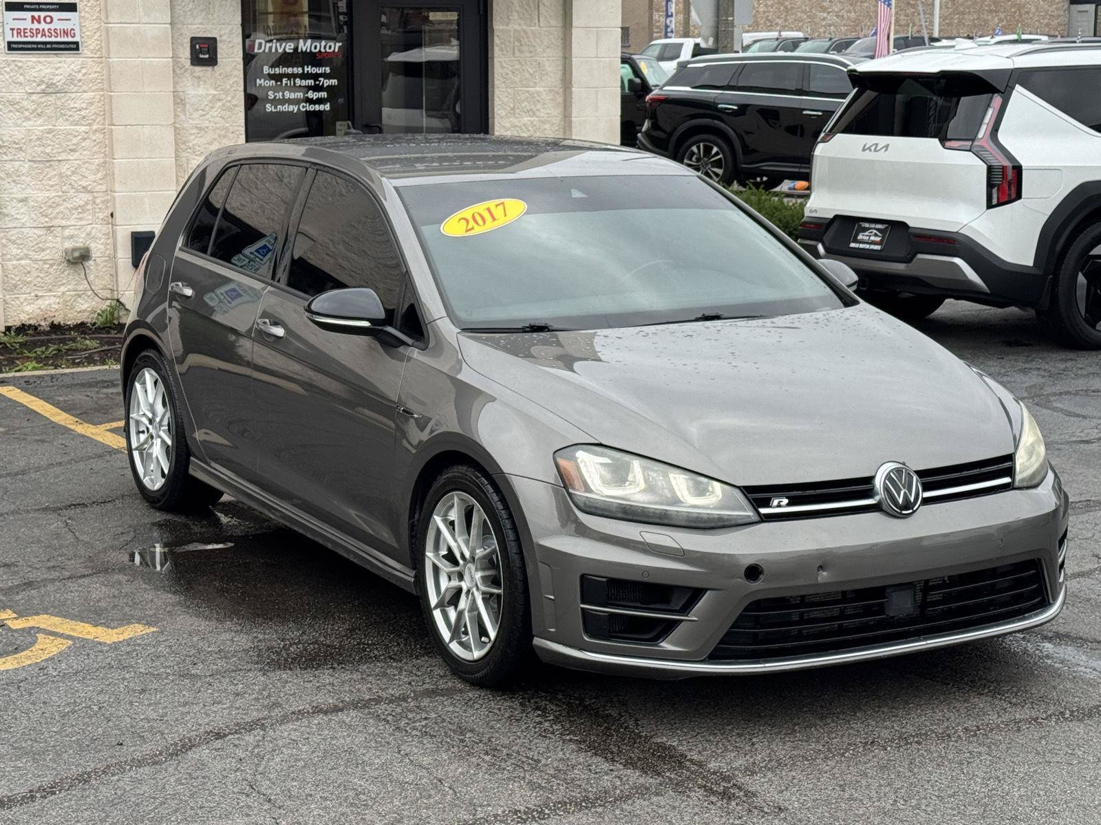 Used 2017 Volkswagen Golf R 4-Door AWD/4WD image 12