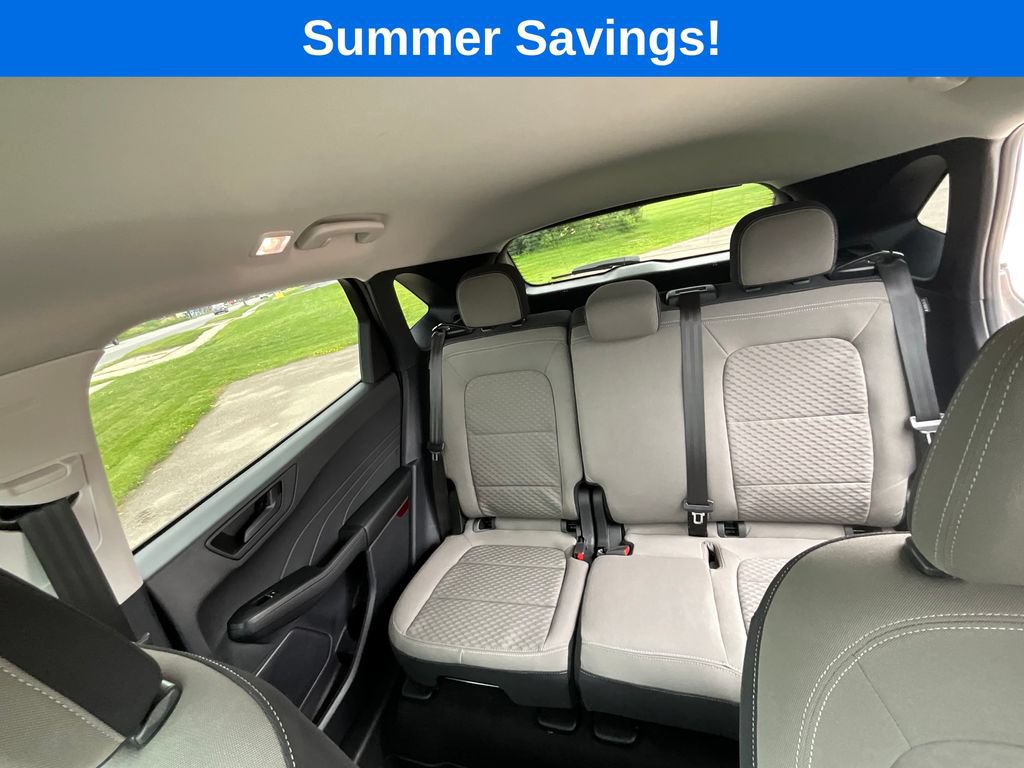 Certified 2022 Ford Escape SE w/ Cold Weather Package AWD/4WD image 35