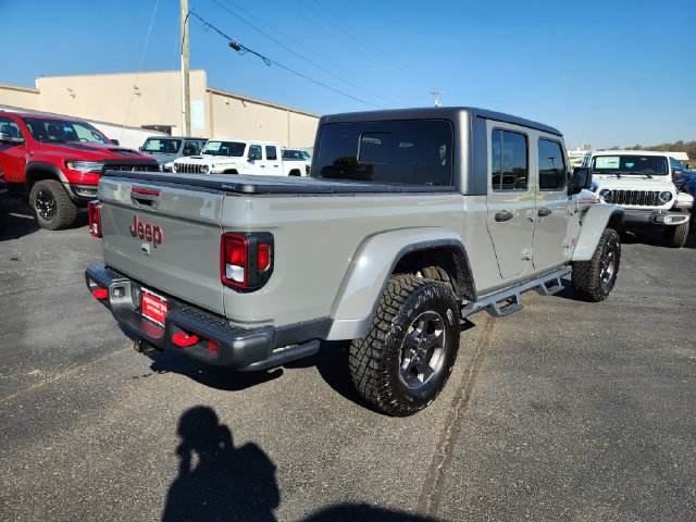 Used 2020 Jeep Gladiator Rubicon w/ Cold Weather Group AWD/4WD image 29