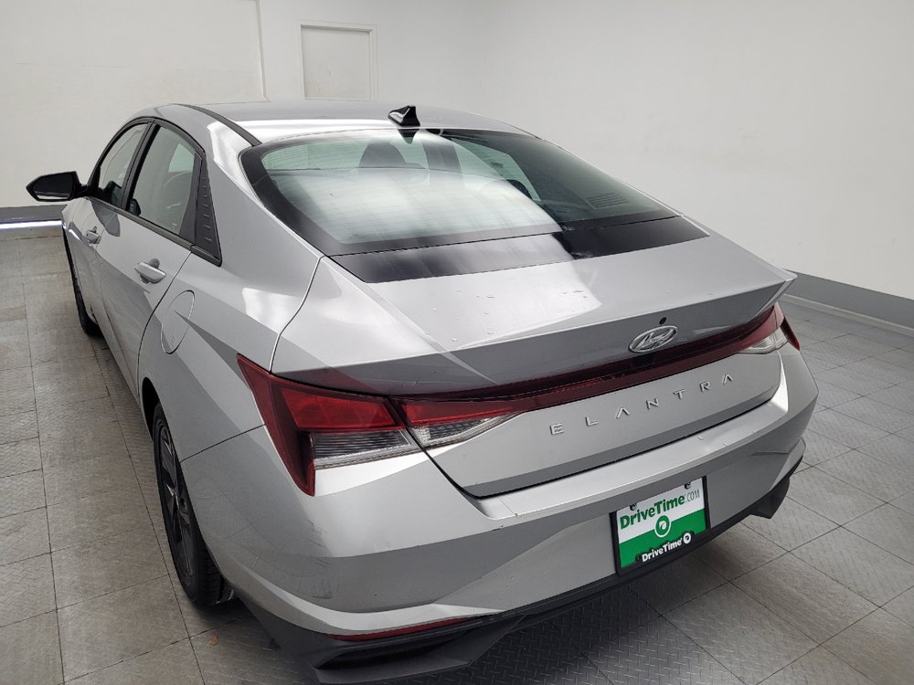 Used 2021 Hyundai Elantra SEL w/ Convenience Package FWD image 6