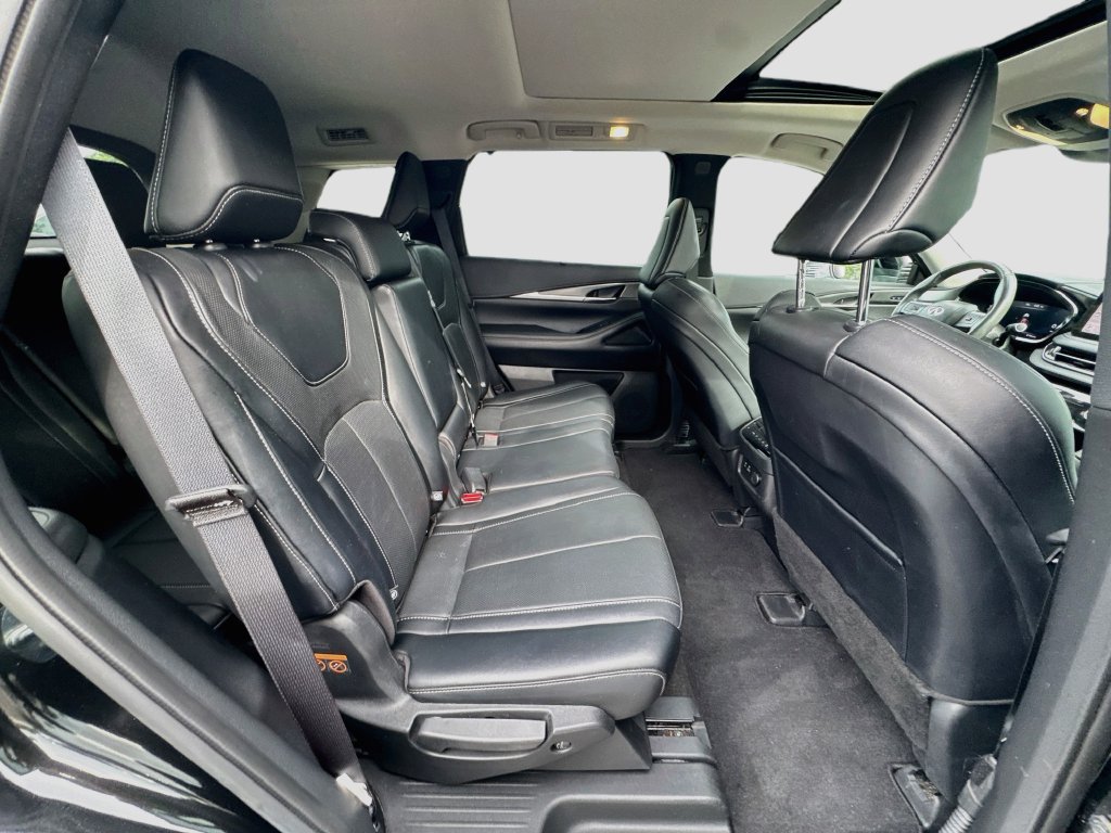 Certified 2024 INFINITI QX60 Luxe w/ Cargo Package AWD/4WD image 30