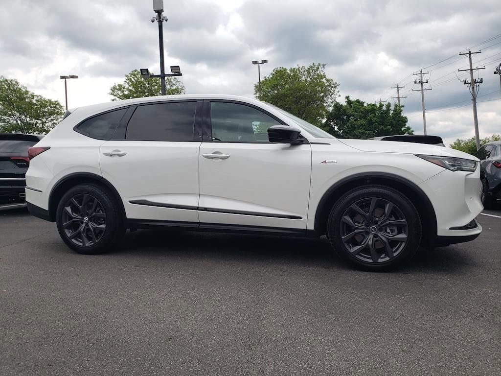 Used 2023 Acura MDX A-Spec AWD/4WD image 11