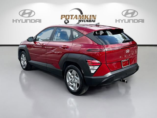 Certified 2025 Hyundai Kona SE image 7