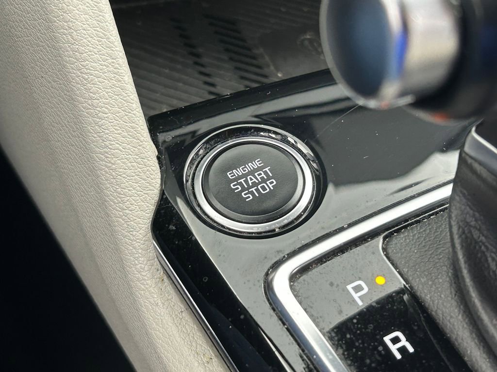 Used 2024 Kia Sportage EX image 28