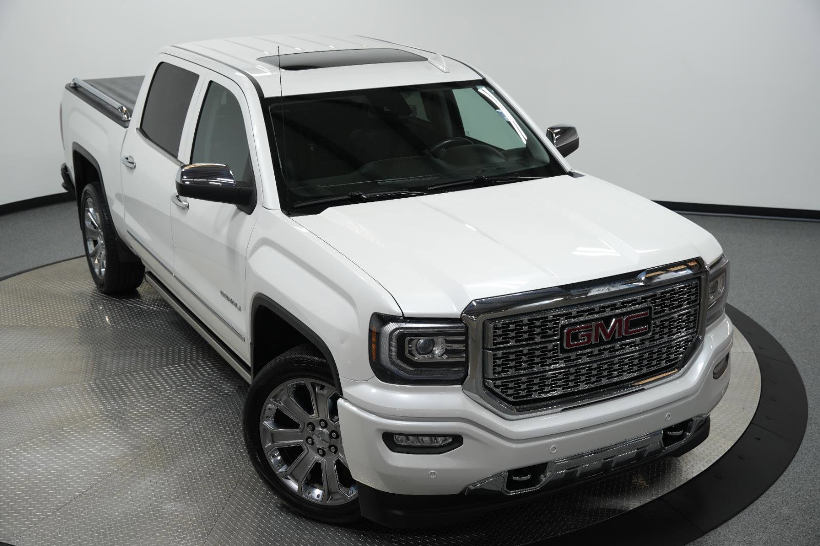 Used 2018 GMC Sierra 1500 Denali w/ Denali Ultimate Package image 45