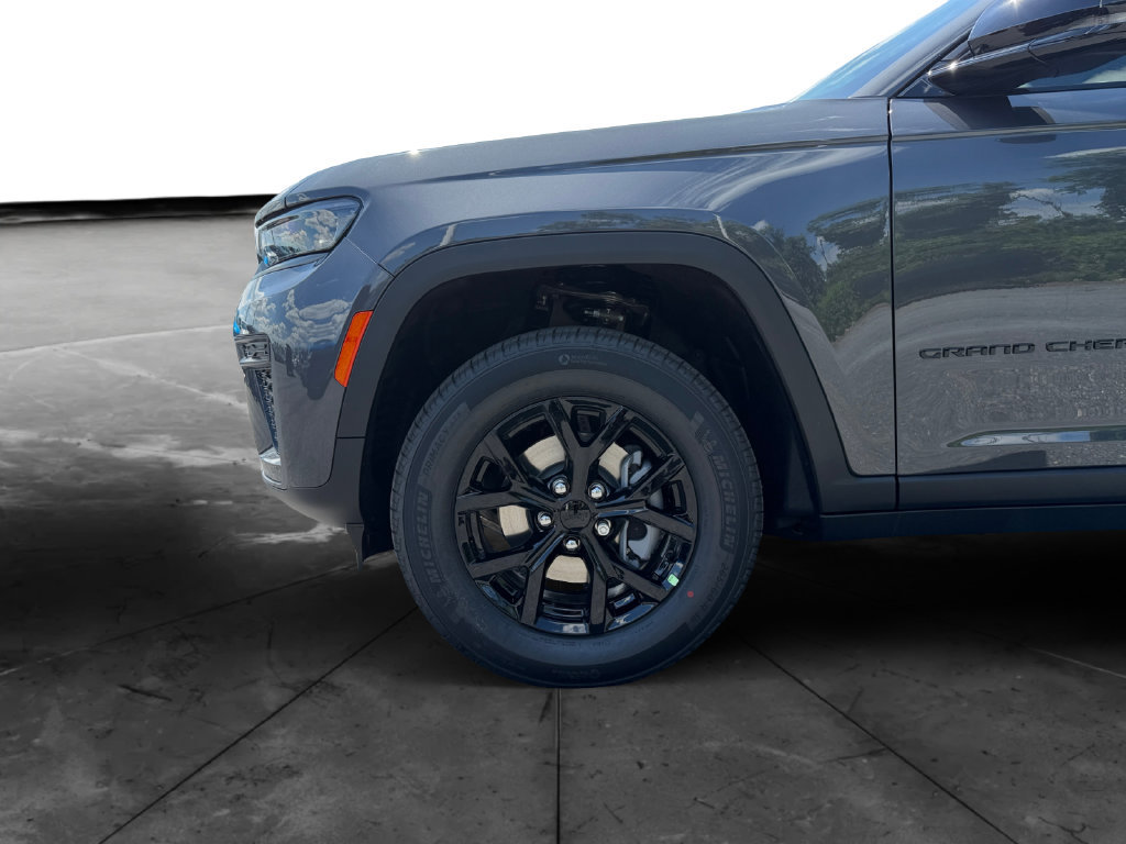 New 2026 Jeep Grand Cherokee Altitude AWD/4WD image 14