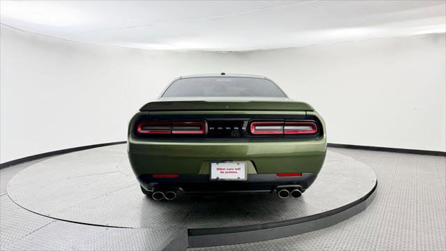 Used 2018 Dodge Challenger R/T w/ Performance Handling Group RWD image 3
