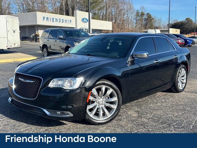 Used 2018 Chrysler 300 Limited image 2