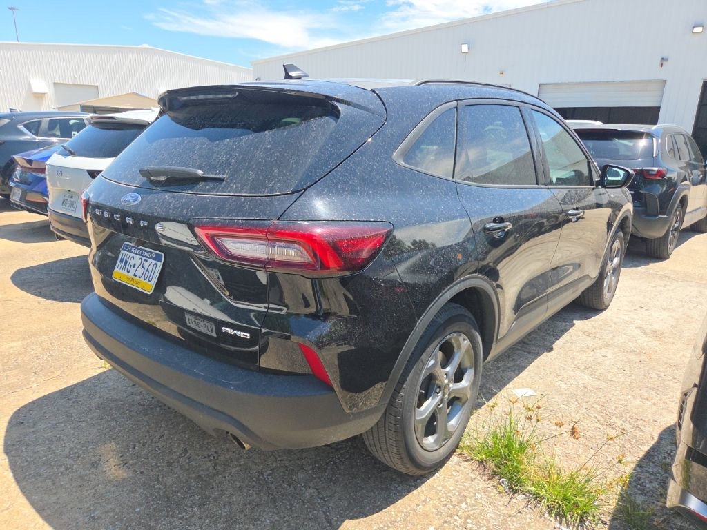 Used 2025 Ford Escape ST-Line AWD/4WD image 9