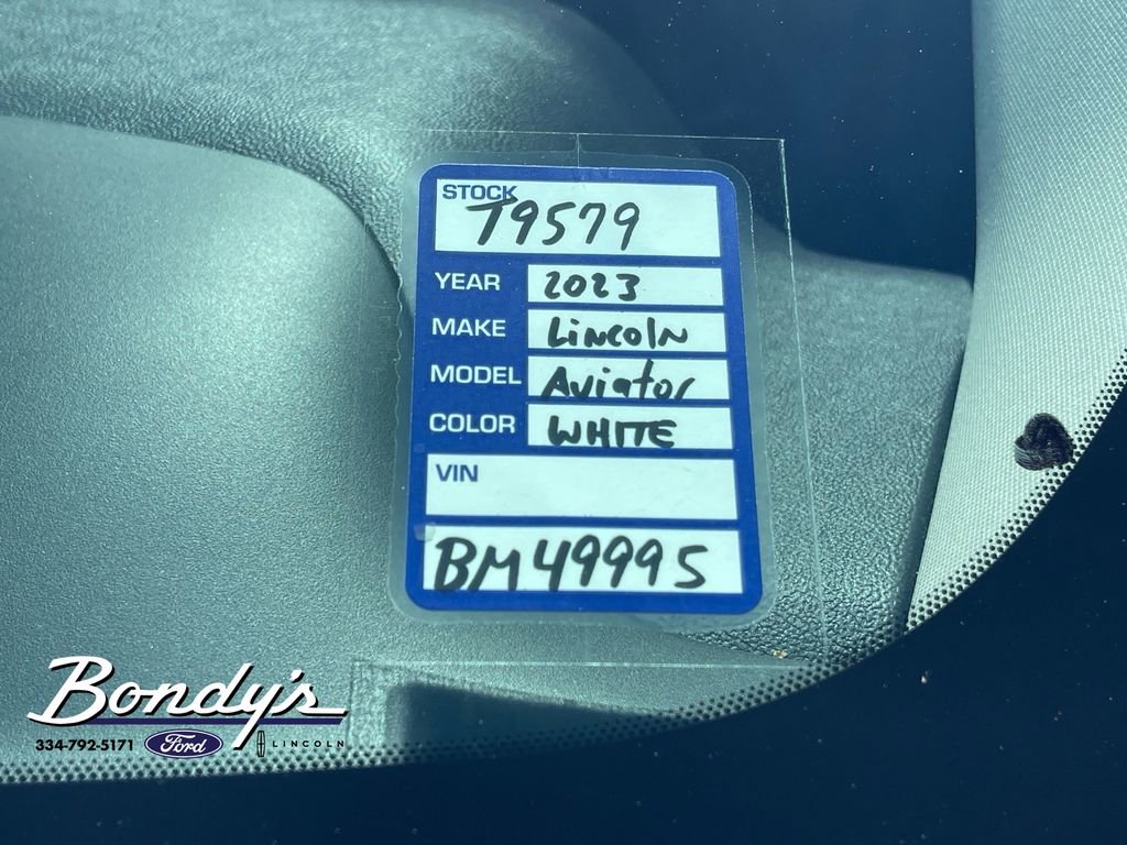 Used 2023 Lincoln Aviator AWD w/ Premium Package image 21