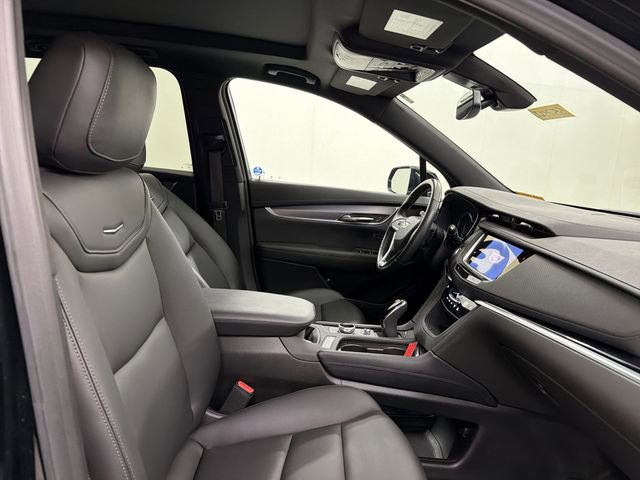 Certified 2024 Cadillac XT6 Luxury w/ LPO, Floor Liner Package image 24
